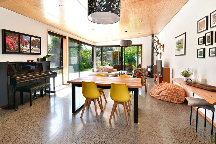 59 The Circle Manly_11