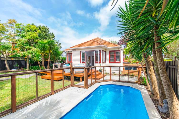 9 Beatrix Street Avondale_12