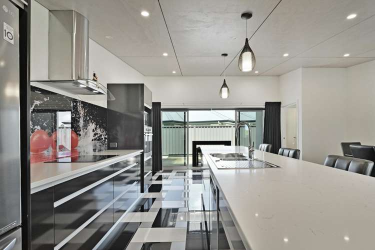 5 Watt Court Mahora_8