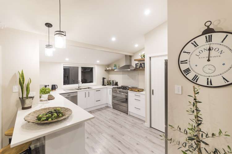 133 Cashmere Drive Fitzherbert_6