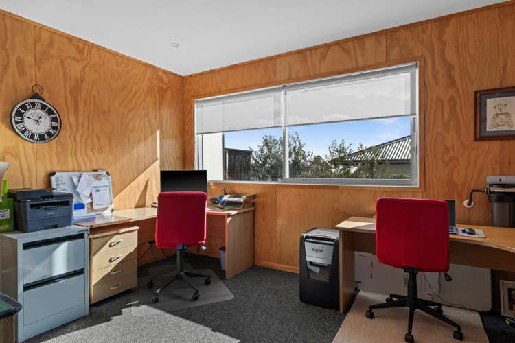 143 Arataki Road Havelock North_22
