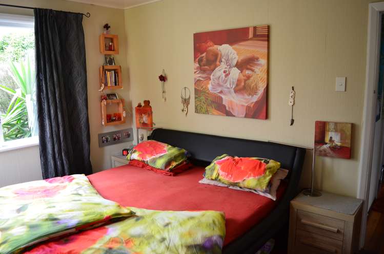 14 Charles Street Takapau_13