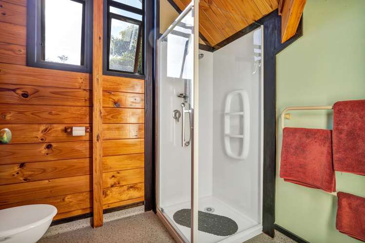 21b Sequoia Grove Merrilands_14