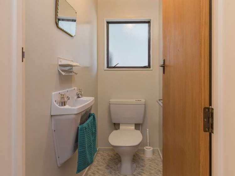 24 Broadsea Avenue Ruby Bay_11