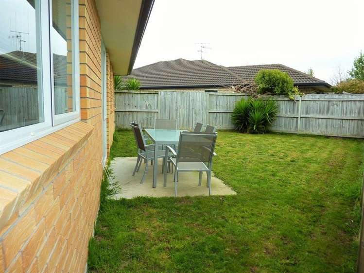 4 Blossom Grove Papamoa_13