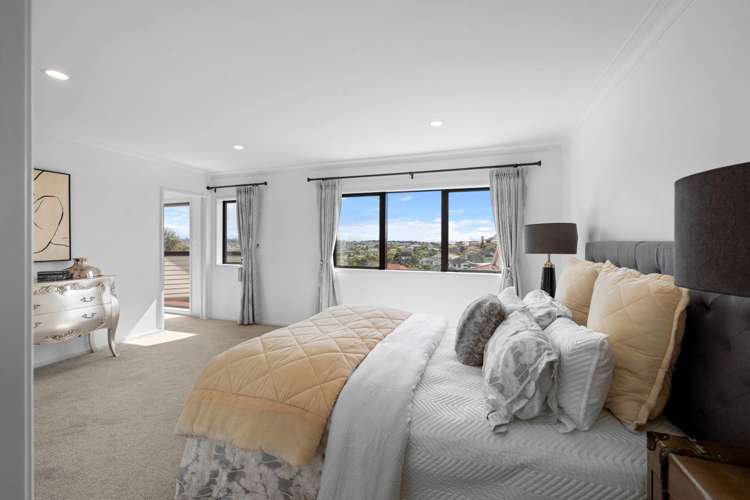 216 Whitford Road Shamrock Park_25