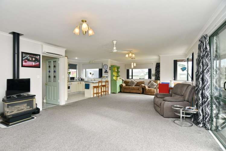 6 Geisha Road Waikuku_7