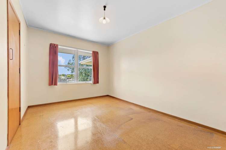 16 Exminster Street Blockhouse Bay_8