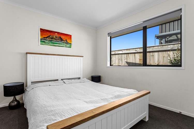 32F Bunyan Road Coastlands_13