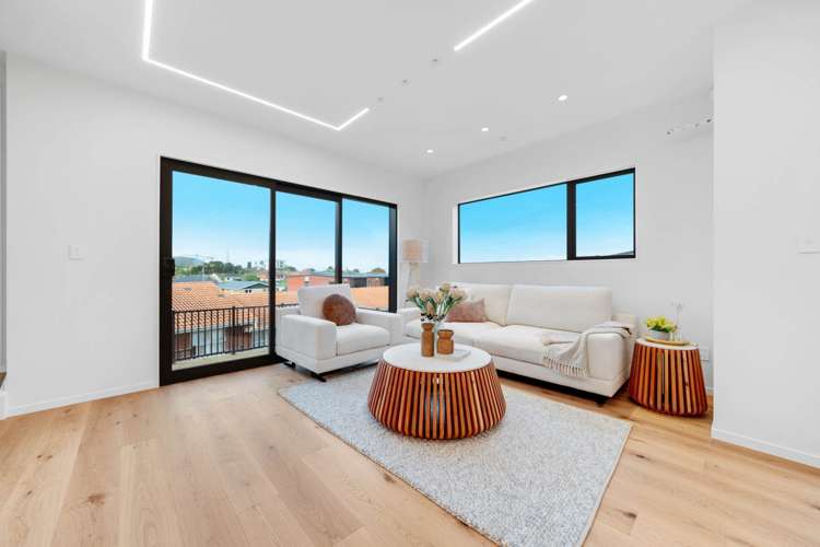 6/67 Hamlin Road_1