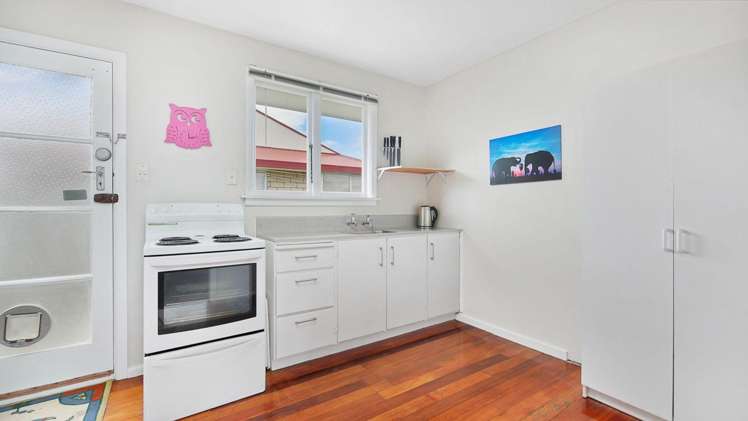 4/5 Haast St Linwood_2