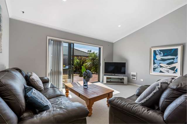 27 Newbliss Crescent East Tamaki Heights_4