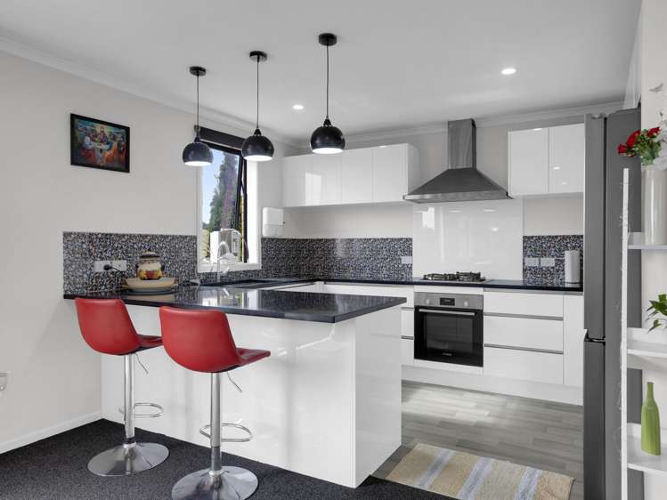 1 Sapling Lane Glenview_3