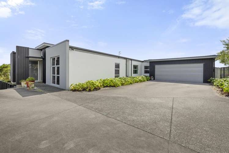 12 Sampson Avenue Waiwhakaiho_23