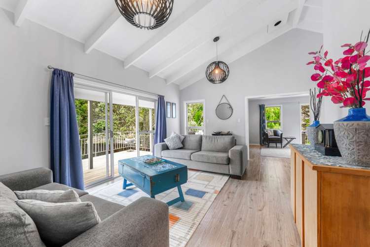 2/16 Scarlock Avenue Browns Bay_4