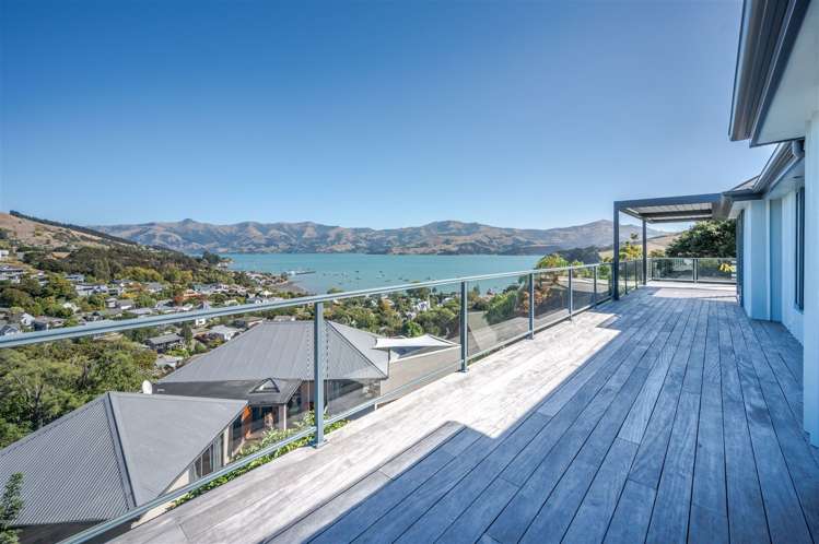 14 Settlers Hill Akaroa_12
