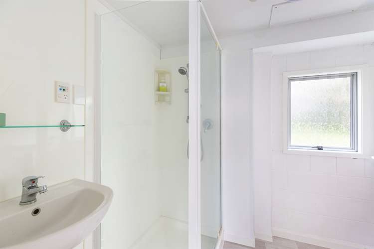 15 Mayne Place Snells Beach_22