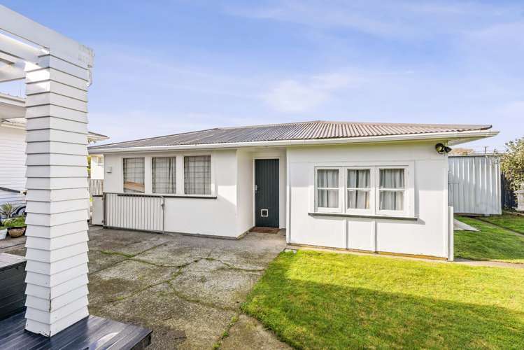 7 Read Street Levin_19