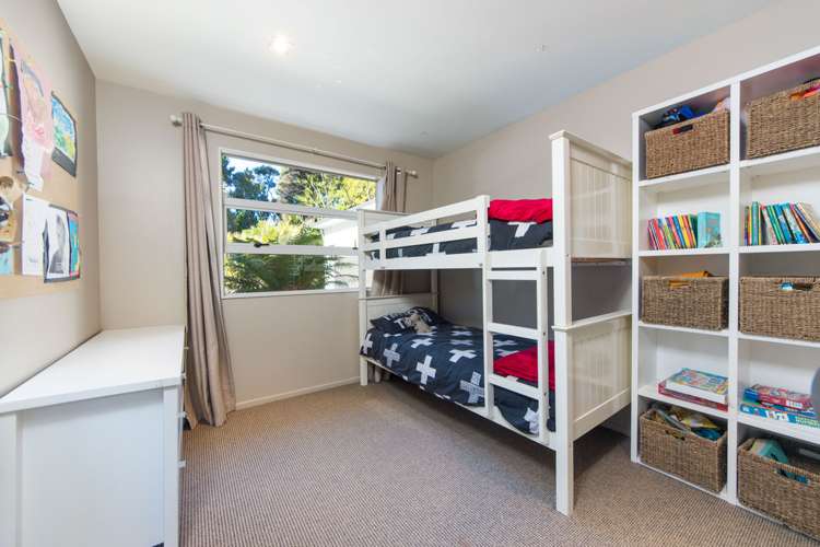 167 Stoney Creek Drive Waitakere_21