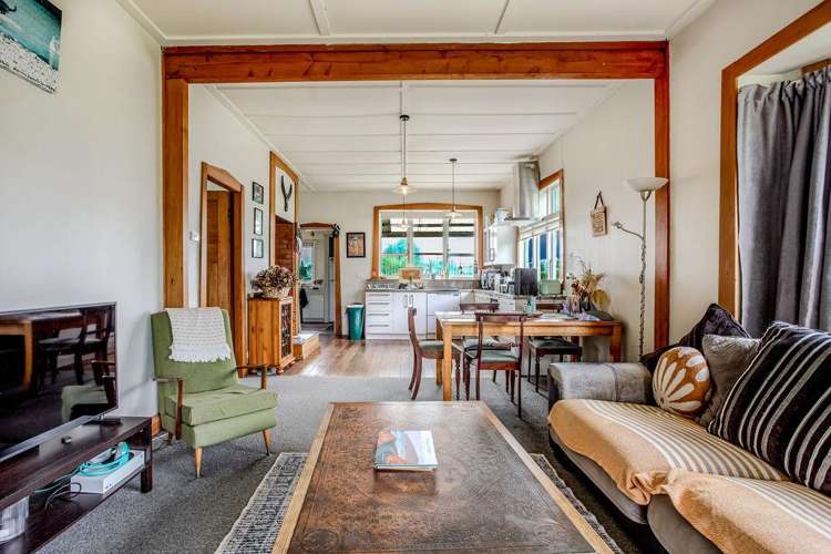 98 Regent Street Pahiatua_7