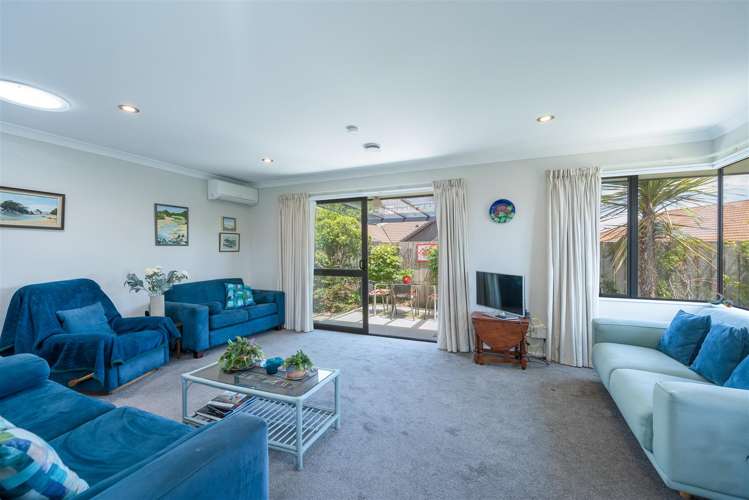 49 Masefield Street Stoke_5