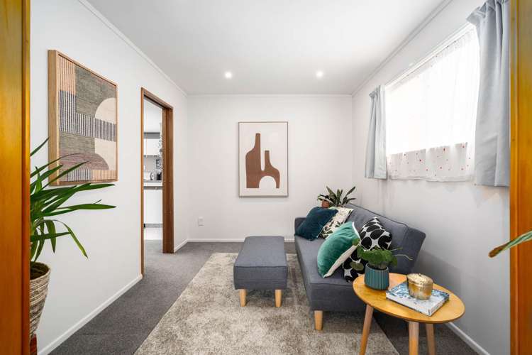 10 Mallard Grove Churton Park_10