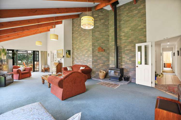 346 Gillard Road Ngahinapouri_4