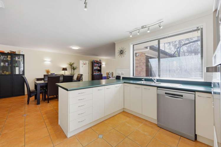 71 Regency Park Drive_5
