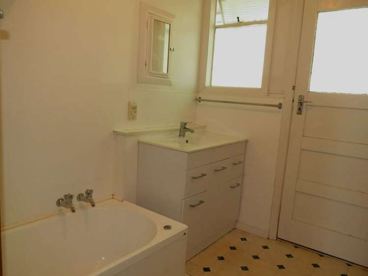 32 Donegal Street Cromwell_9