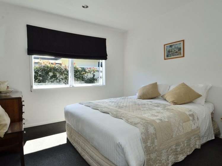 22 Pohutukawa Grove Lytton West_9