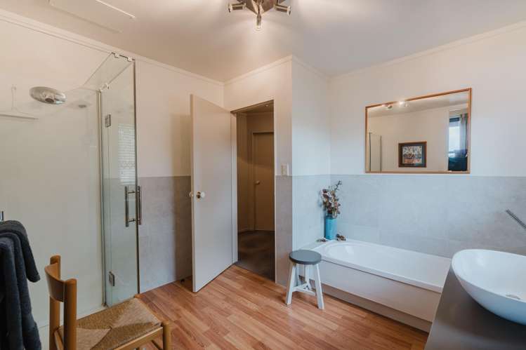 135A Lake Crescent Hamilton Lake_5