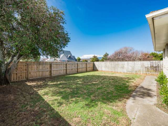 62a Mazengarb Road Paraparaumu Beach_1