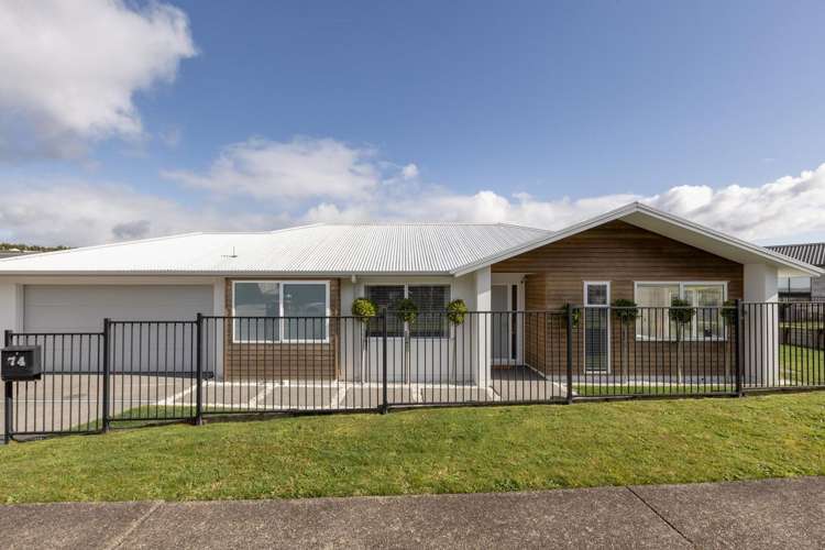 74 Whakaturou Crescent Pyes Pa_24