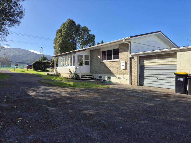 324 Tiki Road_1
