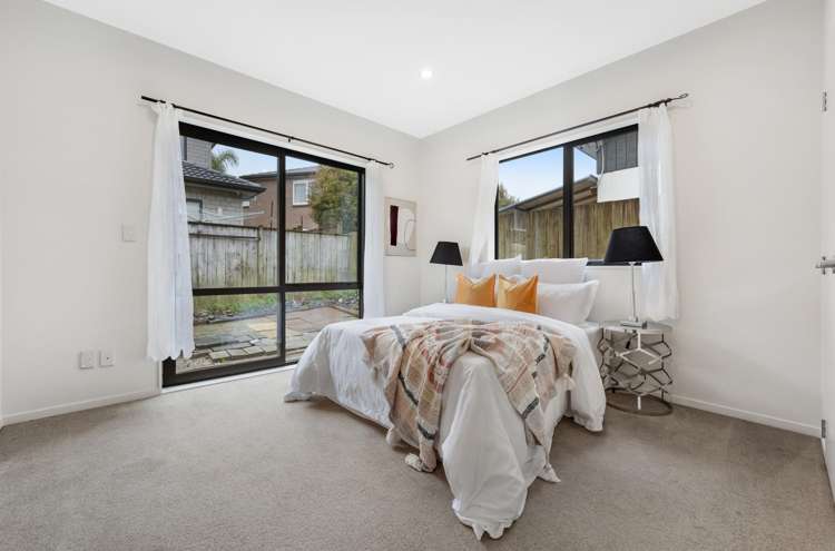 4 Helianthus Avenue Flat Bush_17