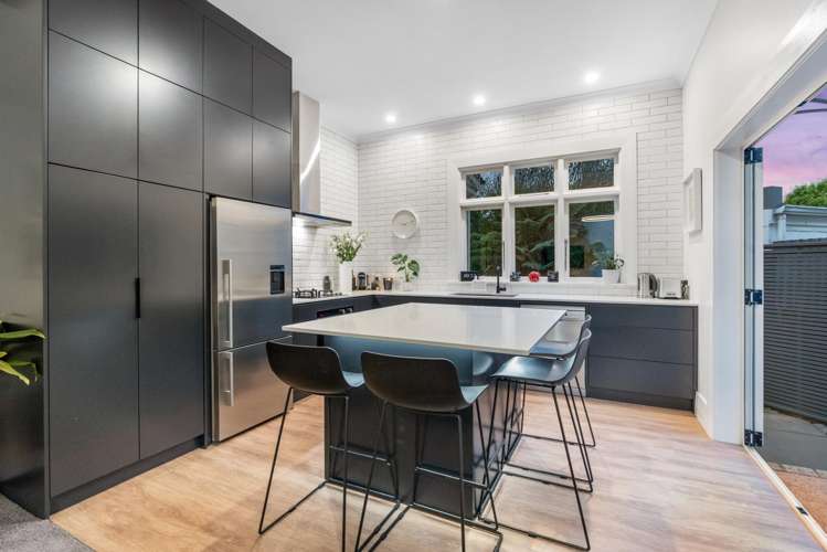 72 Hargest Crescent Saint Clair_2