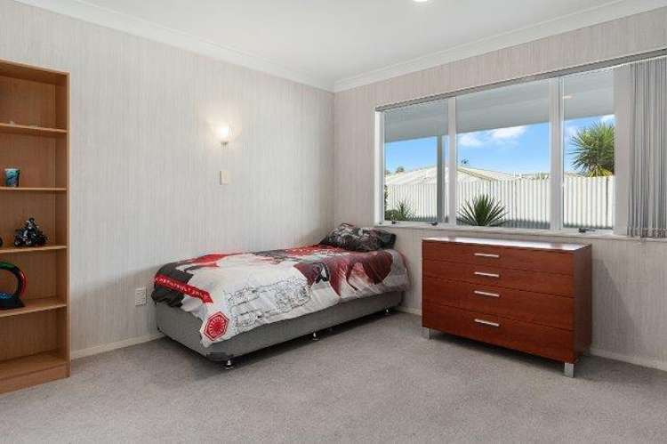 37 Philomel Crest Welcome Bay_17