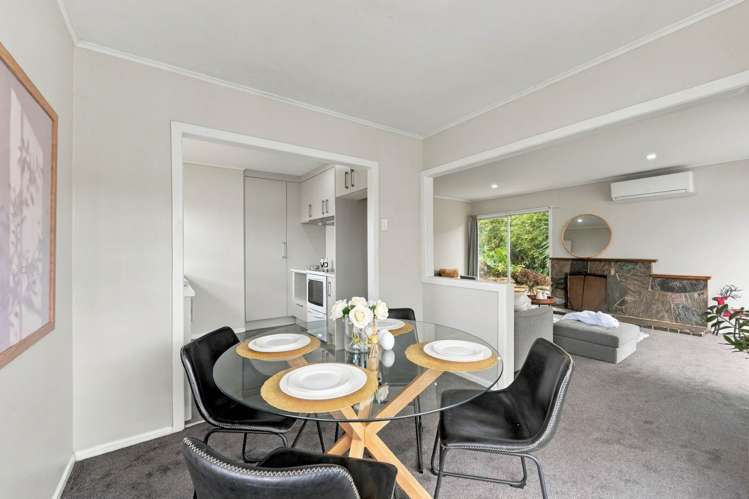 4 Lympne Lane Mangere_16