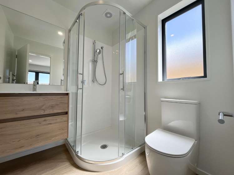 36 Mondo Drive 11103_13