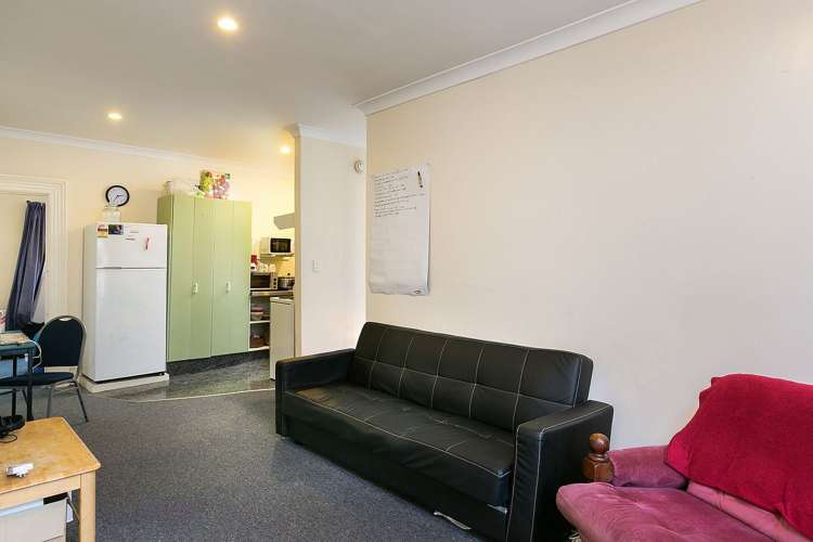 2/180 Queen Street North Dunedin_1