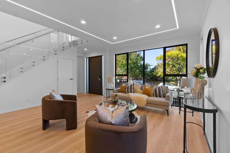 88 A&B Norman Lesser Drive St Johns_3