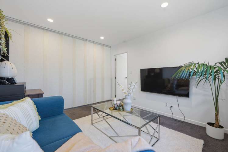 70 Hughs Way Flat Bush_16