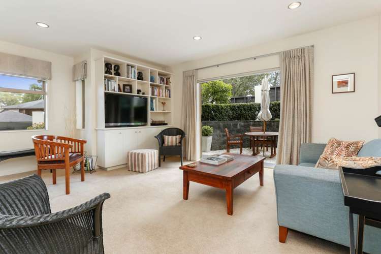 15 Hoani Glade Saint Johns_4