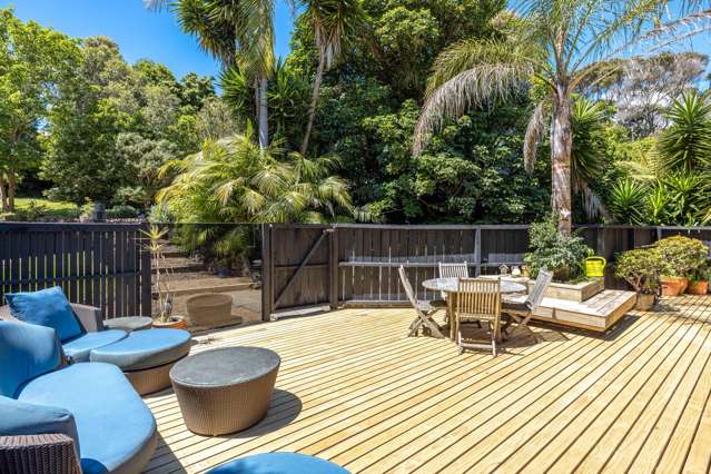 19 Te Makiri Road Onetangi_2