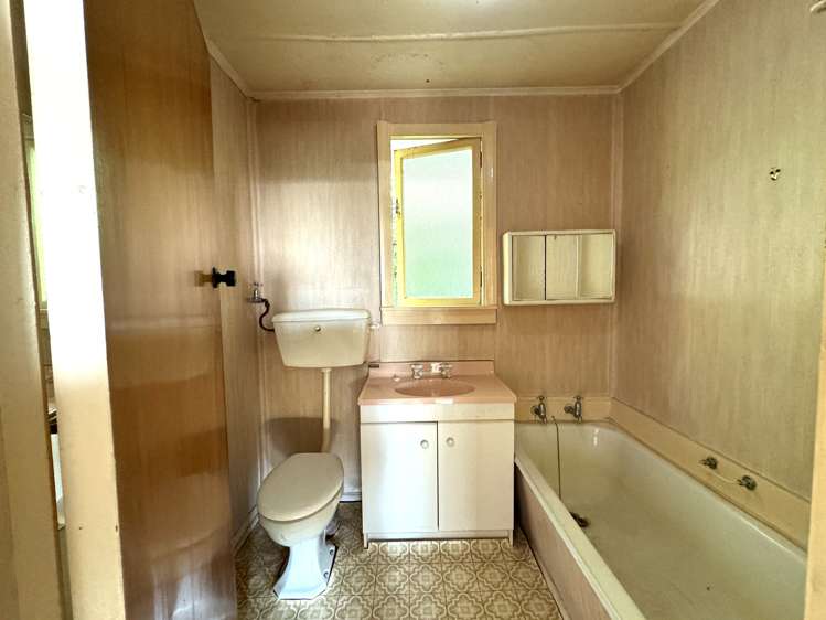 29 Market Street Kaitangata_16