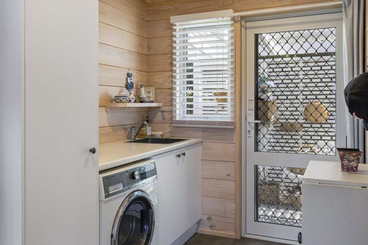 15 Silich Street Acacia Bay_17