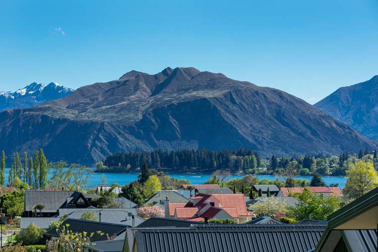 110 West Meadows Drive Wanaka_21