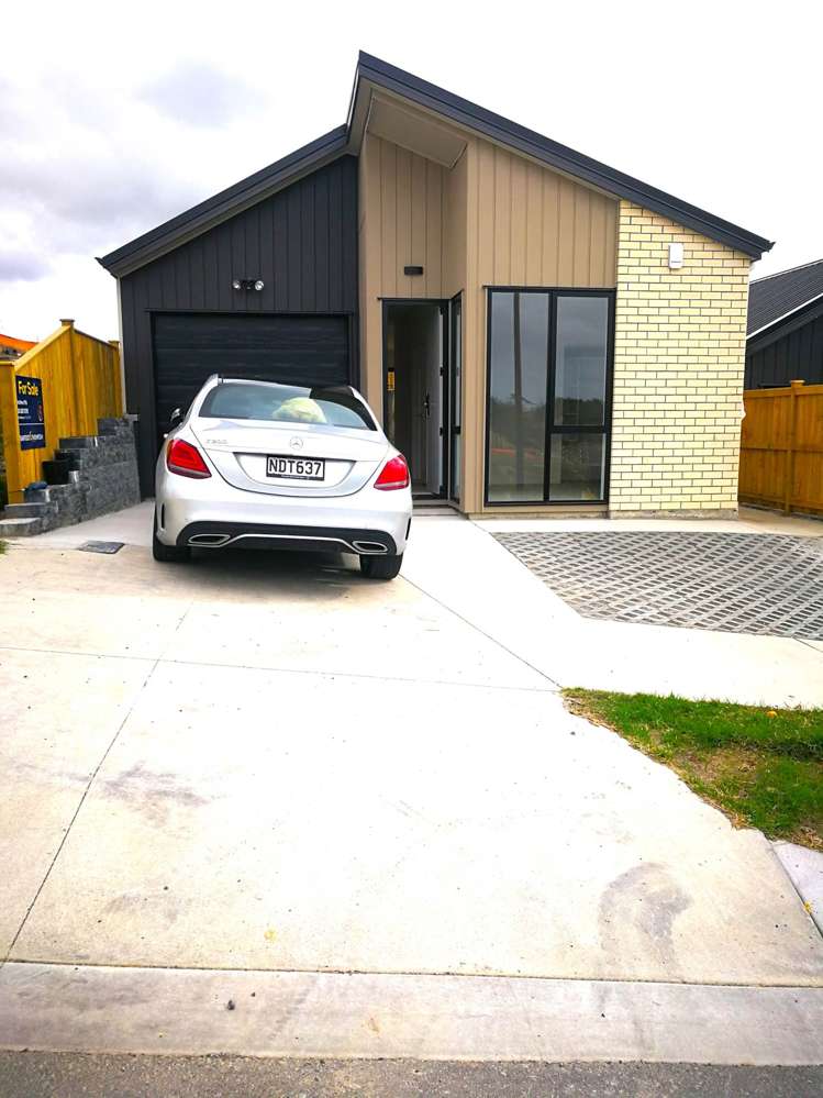 31 Puwha Street Massey_9