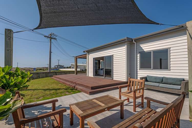 20 Ocean Beach Street Foxton Beach_18