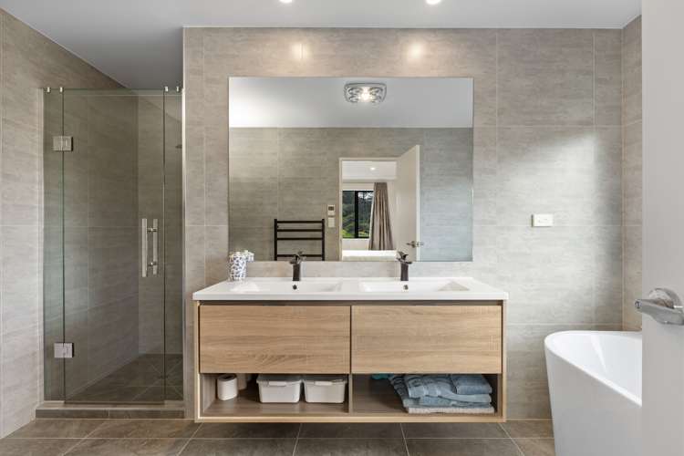 39 Syd Grant Crescent Orewa_18